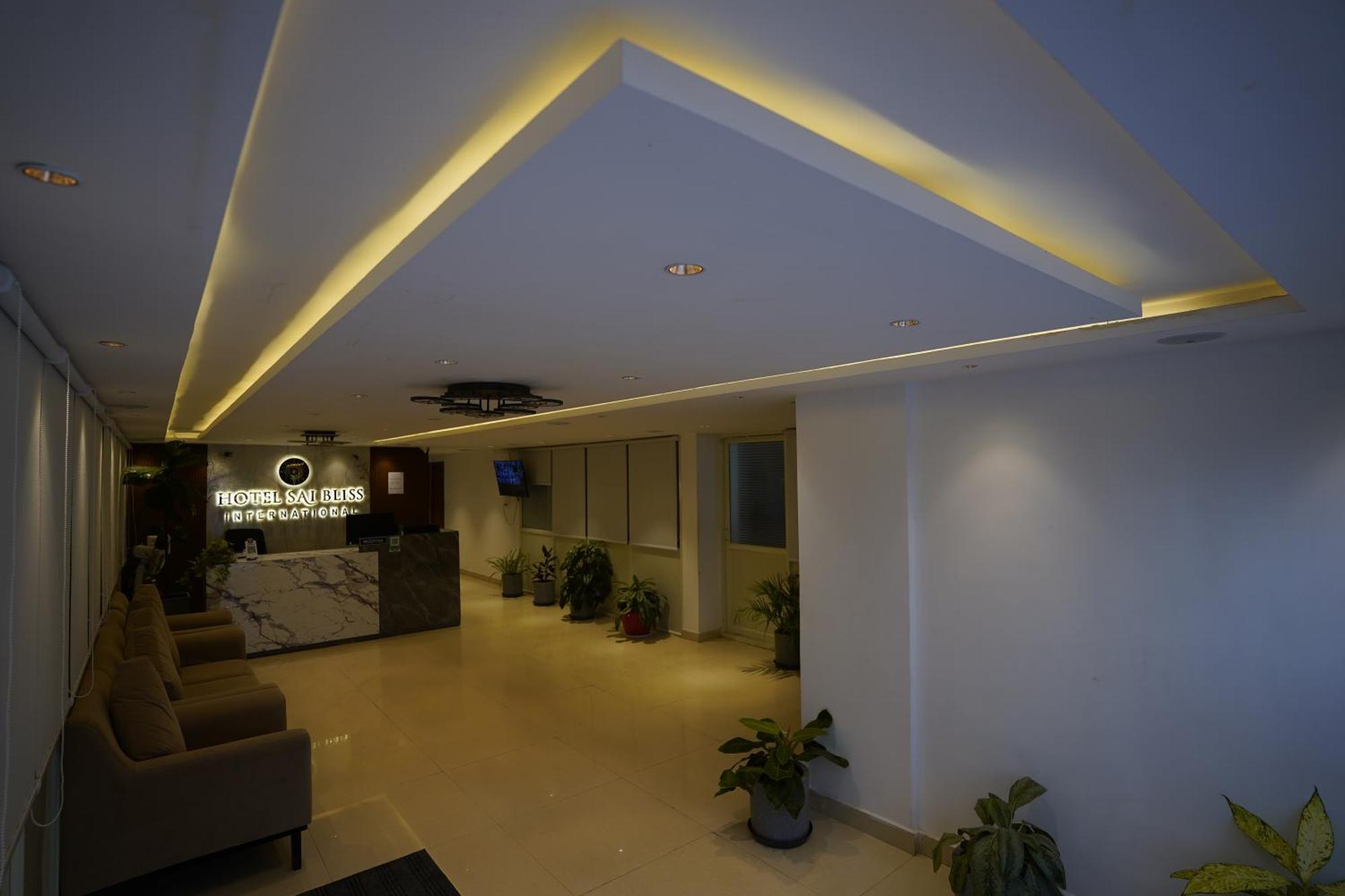 Sai Bliss Residency, Manyata Tech Park Hotel Bangalore Ngoại thất bức ảnh