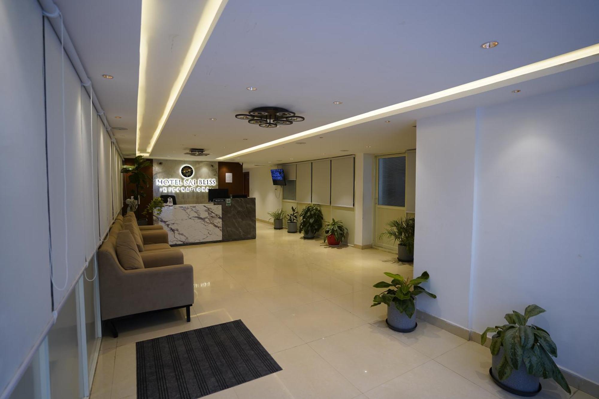 Sai Bliss Residency, Manyata Tech Park Hotel Bangalore Ngoại thất bức ảnh
